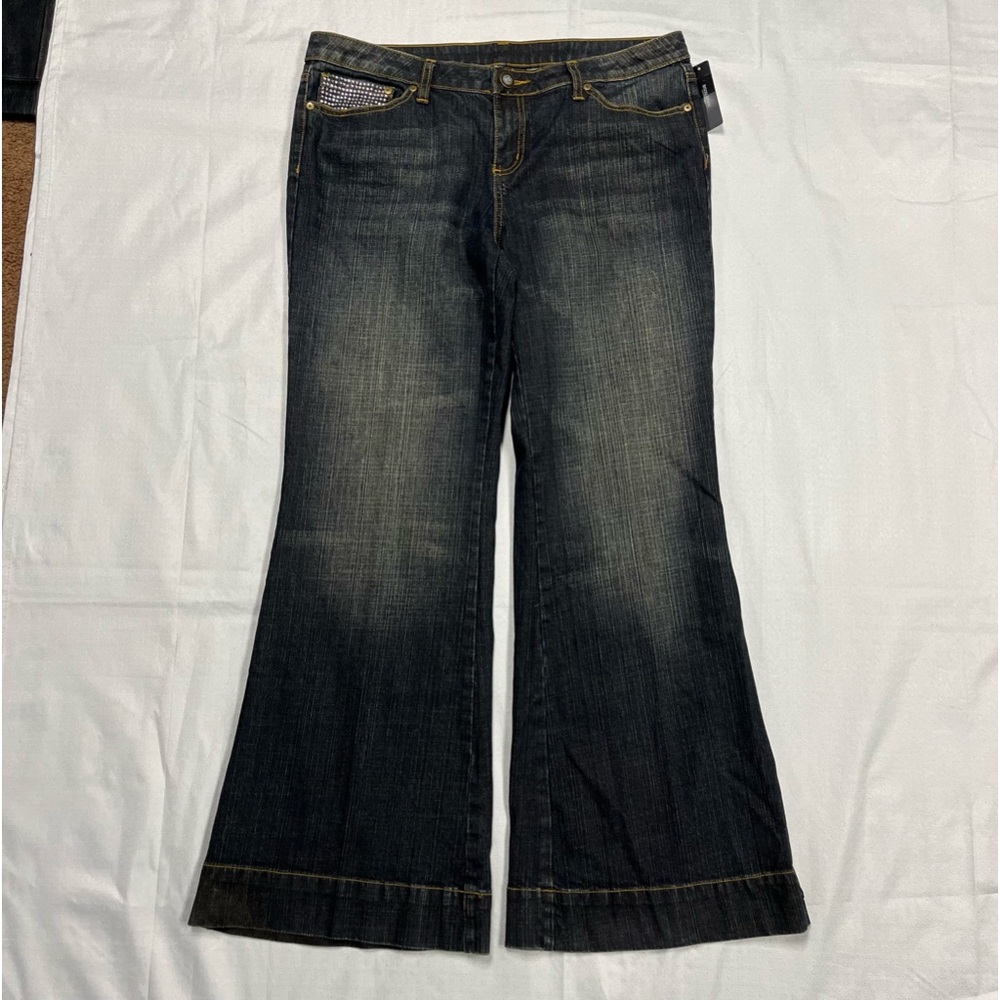Bisou Bisou ladies black rinse denim wide leg jeans size 14 (NWT)